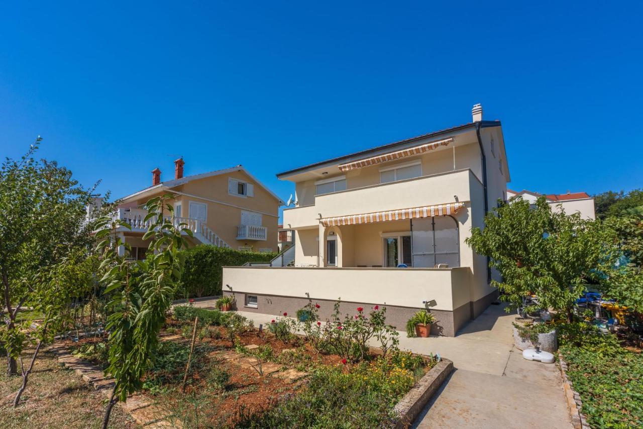 Apartments Star By The Sea Čižići 외부 사진